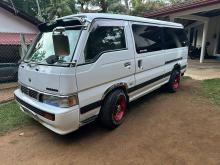 Nissan Caravan QD 32 1997 Van