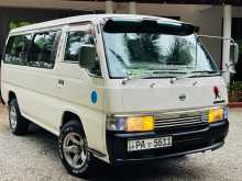 Nissan Caravan QD 32 2000 Van