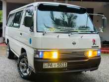 Nissan Caravan QD 32 2006 Van