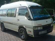 Nissan Caravan QD 32 1997 Van