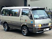 Nissan CARAVAN QD GLL 1997 Van