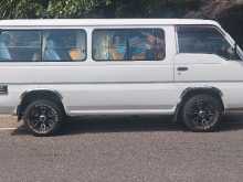 Nissan Caravan QD32 2004 Van