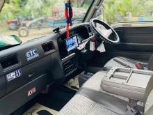 https://riyasewana.com/uploads/nissan-caravan-qd32-1516440124203.jpg