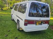Nissan Caravan QD32 SHORT 1998 Van