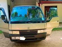 Nissan Caravan QD32 1998 Van