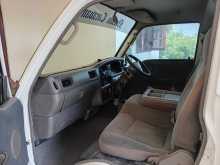 https://riyasewana.com/uploads/nissan-caravan-qd32-1998-510210012784.jpg