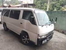 Nissan Caravan QD32 2000 Van