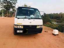 Nissan Caravan QD32 1999 Van