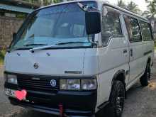 Nissan Caravan QD32 1999 Van