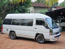 Nissan Caravan Super Long 1988 Van