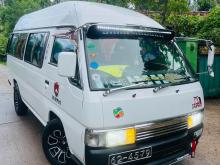 Nissan Caravan Super Long 1991 Van