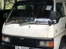 Nissan Caravan 1988 Van