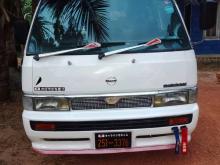 Nissan Caravan VRE 24 1993 Van
