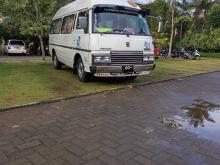 Nissan Caravan Vrg 1986 Van
