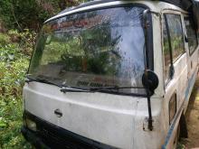 Nissan Caravan VRG 1988 Van