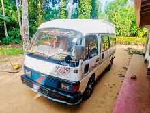 Nissan Caravan VRG 1986 Van