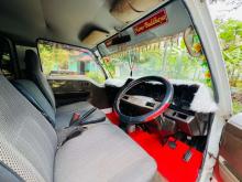https://riyasewana.com/uploads/nissan-caravan-vrge-3109416156.jpg