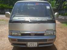 Nissan Caravan VRGE24 1993 Van