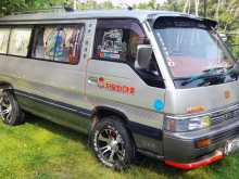 Nissan Caravan VX 1995 Van