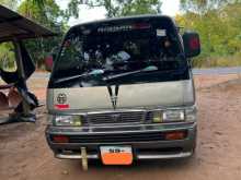 Nissan Caravan Vx Long 1993 Van