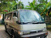 Nissan Caravan VX 1990 Van