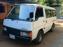 Nissan Caravan E24 1995 Van