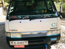 Nissan Carave Super Long 1998 Van