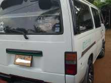Nissan Caravan 1989 Van