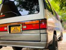 Nissan Caravan 1994 Van