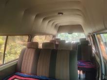 https://riyasewana.com/uploads/nissan-caraven-271446066044.jpg