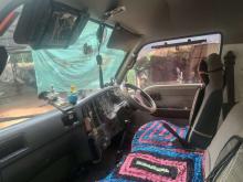 https://riyasewana.com/uploads/nissan-caraven-271446066585.jpg