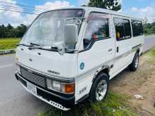 Nissan Caravan 1993 Van