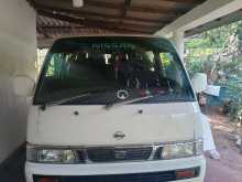 Nissan Caravan 1992 Van