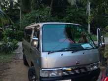 Nissan Caravan 1998 Van