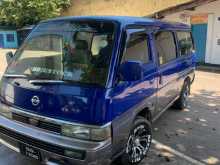 Nissan Caravan 1992 Van