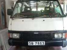 Nissan Caravan 1988 Van