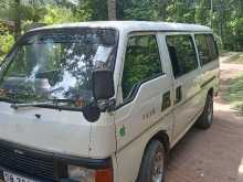 Nissan Caravan 1988 Van