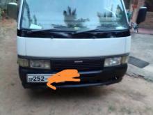 Nissan Caravan 1998 Van