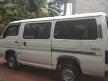 Nissan Careven Kota 1995 Van