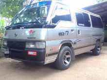 Nissan Carravan 1993 Van