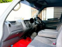 https://riyasewana.com/uploads/nissan-carvan-e25-291950456814.jpg