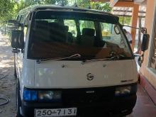 Nissan Caravan 1992 Van