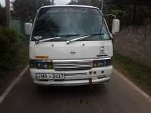 Nissan Caravan 1998 Van