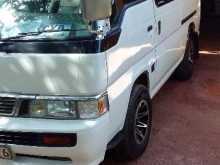 Nissan Cerawan Home 1997 Van