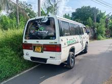 Nissan Caravan QD 32 1998 Van