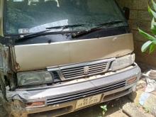 Nissan Caravan 1992 Van