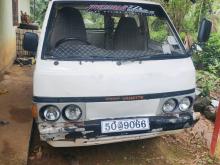 Nissan Cherry Vanette 1984 Van