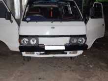 Nissan Cherry Vanette 1989 Van