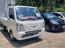 https://riyasewana.com/uploads/nissan-cliper-61315244872.jpg