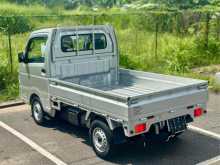 https://riyasewana.com/uploads/nissan-clipper-nt100-2217460522983.jpg